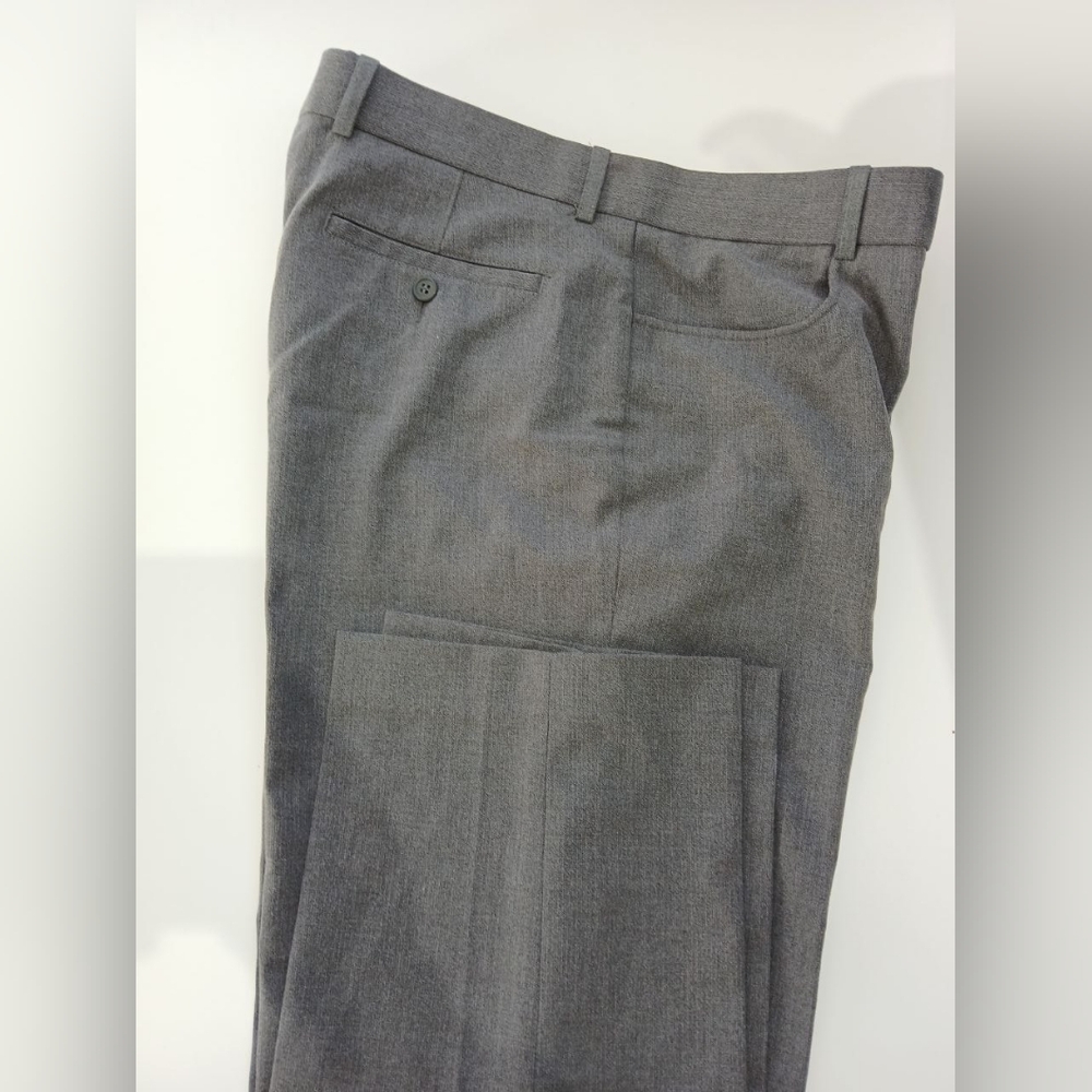 Classic pants. Executive Apparel. 100 % polyester Gray color.